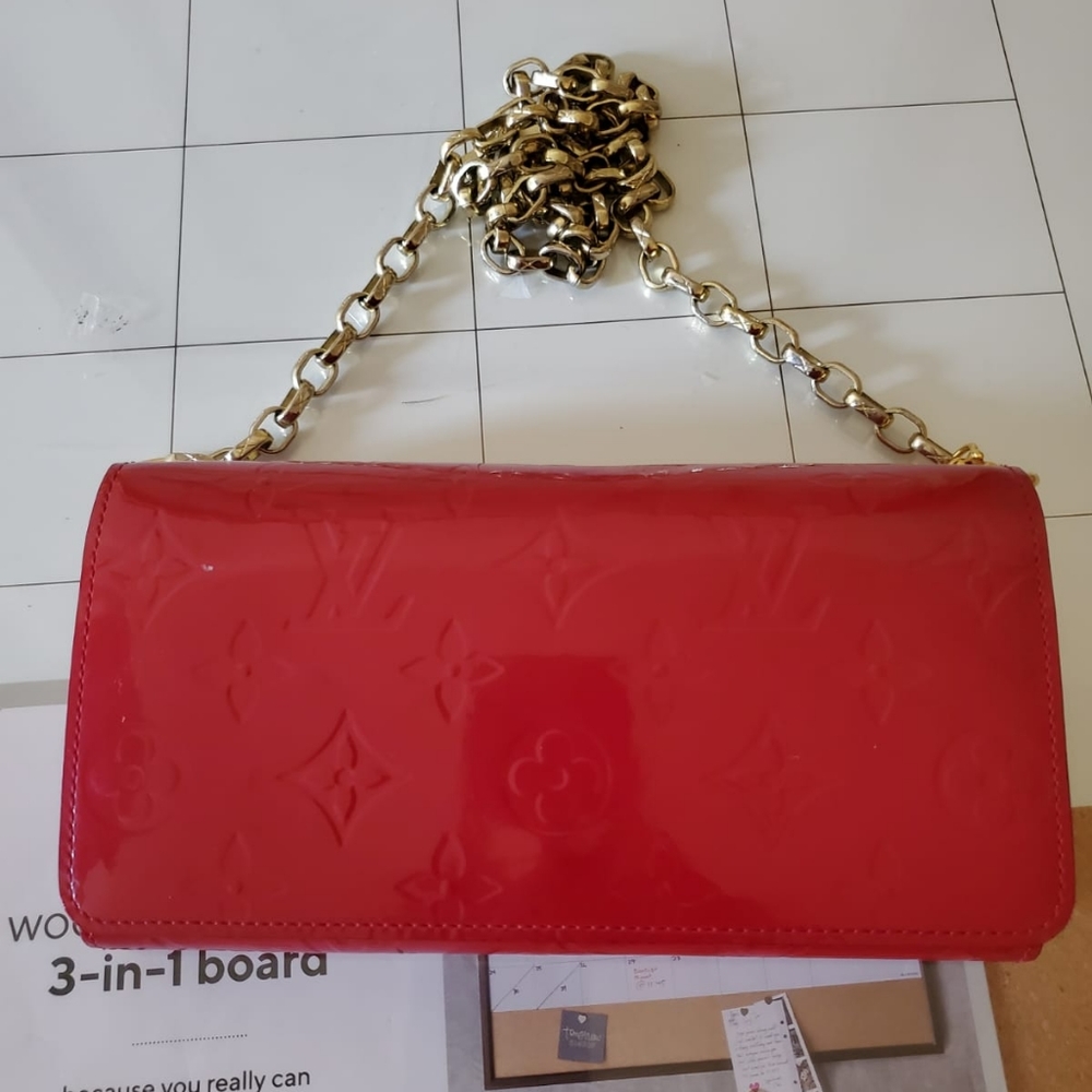 Louis Vuitton Vernis Sarah Chain wallet - Picture 13 of 16